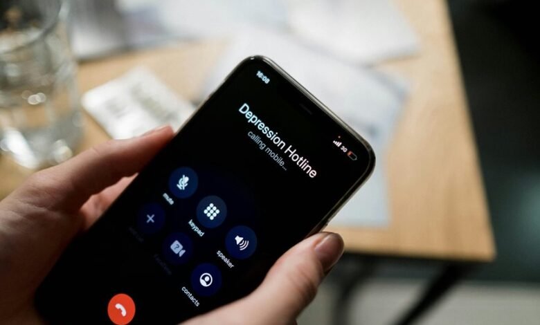 urgent helpline phone number